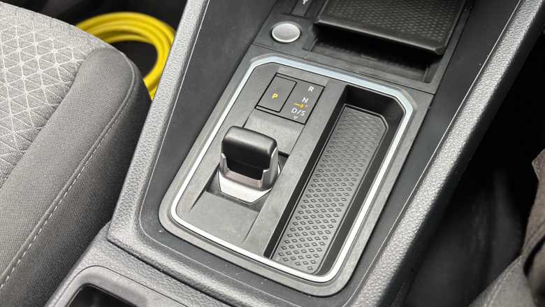 Ford Transit Connect 250 L2 Petrol 1.5 EcoBoost PHEV 150 Limited Van Auto